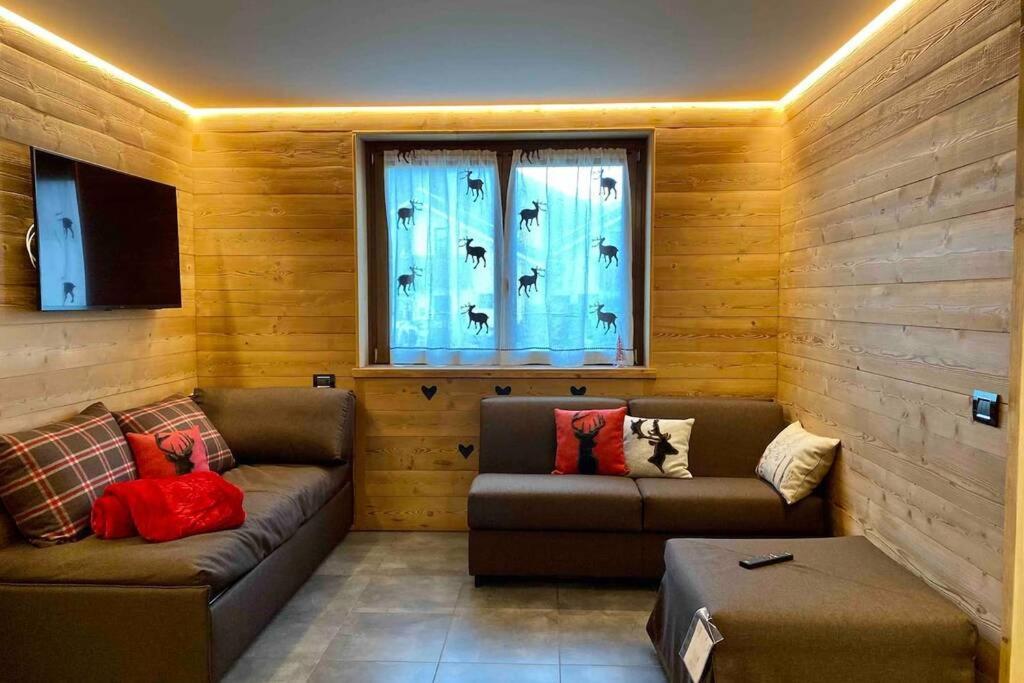 La Petite Maison D'Erika Aosta Exterior foto